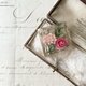 Lucite flower broochの画像