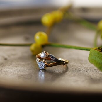 【FR-10】 アンティークリング　K18　天然ダイヤモンド 天然真珠 フランスアンティークの画像