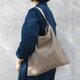 Holiday bag タンベージュの画像