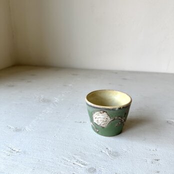 若草色釉　ボタニカル柄フリーカップの画像