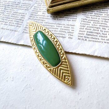 1970〜80s　Gold tone green cabochon broochの画像